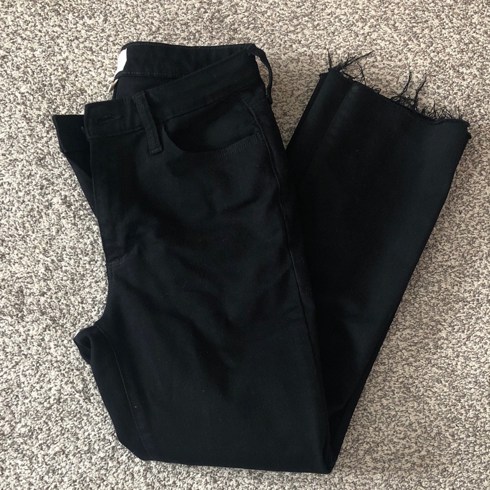 Universal Thread Cropped Black Jeans